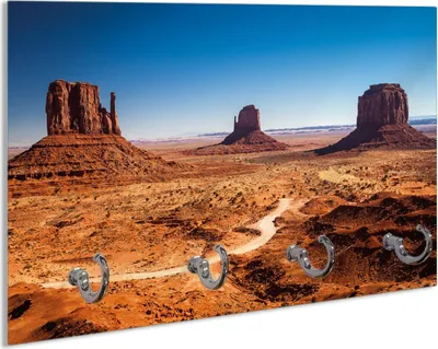 Produktbild von Wallario Handtuchhalter aus Glas, Motiv: Monument Valley unter blauem Himmel, 30 x 20 cm mit 4 Haken