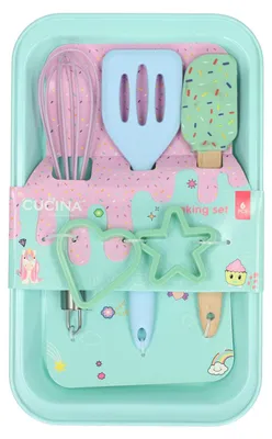 Image de Set de pâtisserie comprenant un moule, une spatule, un fouet, un racloir et 2 emporte-pièces