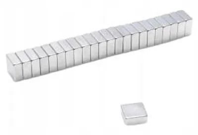 Produktbild von Top Magnesy - 50 Stück Neodym Magnete 7x7x3 mm N38 - extra starke Haftmagnete für Montage, Werkstatt & Industrie