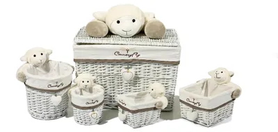 Zdjęcie produktu dla Zestaw 5 białych wiklinowych koszy Sheep I ze skrzynią do przechowywania, motyw owieczki