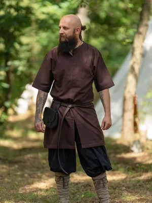 Produktbild von Schlichte Mittelalter Tunika kurzarm Braun "Njord" M