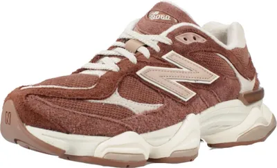 Imagen del producto de New Balance U9060 CCC, color marrón