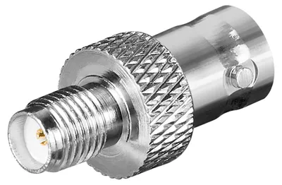 Image de goobay SMA Buchse auf BNC Buchse mit goldkontakten für RG 174/U Kabel (Bulk)