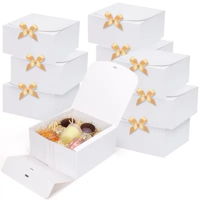 Obrázok produktu pre Darčeková krabička s vekom, 20 x 20 x 10 cm, biela