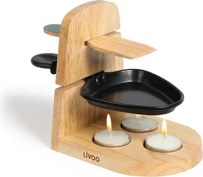 Productafbeelding van LIVOO Raclette Set voor 1 persoon, werkt op theelicht, geschikt voor camping, met houten spatel. Artikelnummer: MEN397
