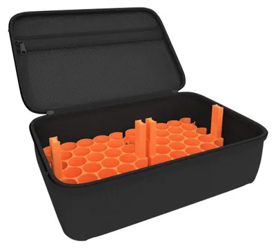 Imagen del producto de Estuche de tamaño reducido para 64 frascos de color naranja: resistente y ligero