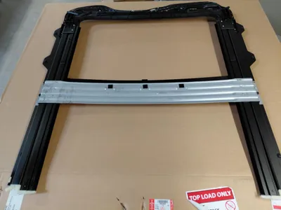 Obrázok produktu pre Originálny rám Land Rover, číslo dielu LR018242