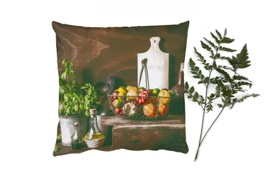 Produktbild von MuchoWow® Zierkissen Sofakissen Wohnzimmer Dekokissen 40x40 cm Gemüse - Kräuter - Rustikal - Stilleben - Basilikum - Foto Kissen - Schlafzimmer Dekoration