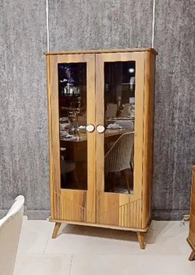 Produktbild von Robuste Holzvitrine Designer 2-Türige Glasvitrine Glasschrank Edle Möbel