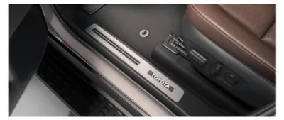 Zdjęcie produktu dla TOYOTA Land Cruiser Nakladki progowe podswietlane PT944-60240 OE