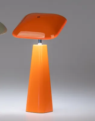 Produktbild von wiederaufladbare LED Tischlampe 70s-Style orange H. 36cm Melamin Formano