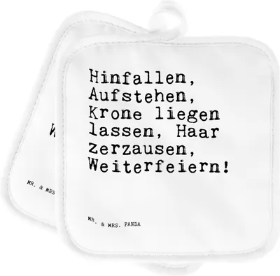 Produktbild von Mr. & Mrs. Panda Topflappen Hinfallen, Aufstehen, Krone liegen... - Weiß - Geschenk, Sprüche, Spruch, Topfuntersetzer, Freundin, topfhalter, Set, witzig, 2er, lustig