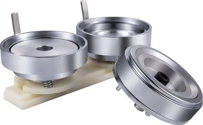 Productafbeelding van Famanu Knopmachine 75 mm - Aluminium, voor doe-het-zelf projecten, voor het maken van ronde knoppen