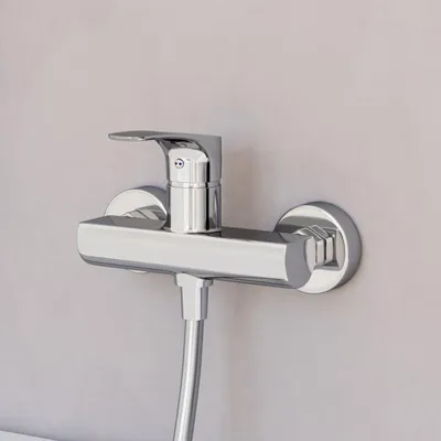Immagine prodotto di Miscelatore monocomando a sifone, da montare a parete, marca Kronenbach, modello Rivara