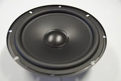 Produktbild von 200 mm Komponenten-Lautsprecherset inkl. Adapter für Audi A4 B8 & Audi A5 8T – Plug & Play Einbauset