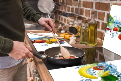 Imagen del producto de Placa de vidrio protectora para cocina, dimensiones 30x52 cm