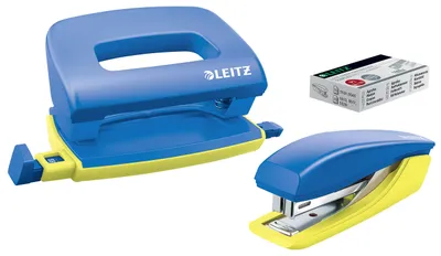 Produktbild von Schreibtisch-Set 3-teilig Locher und Heftgerät Urban Chic + Heftklammern blau