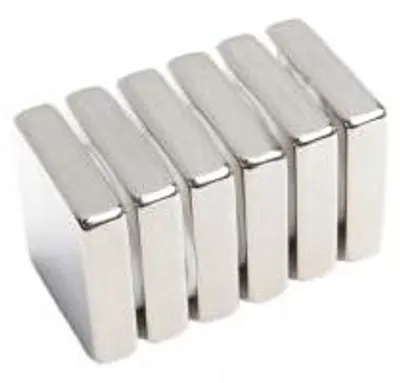 Produktbild von Top Magnesy - 25 Stück Neodym Magnete 30x30x7.5 mm N38 - extra starke Haftmagnete für Montage, Werkstatt & Industrie