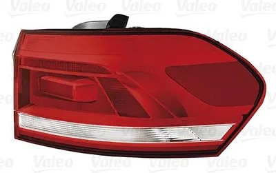 Zdjęcie produktu dla Lampa Tylna Vw Touran 05.15-  Pr