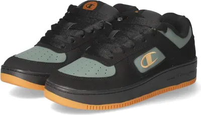Image de Baskets Taille : 45