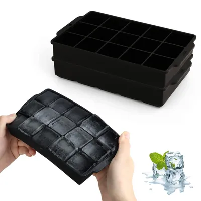 Obrázek produktu pro Silikonová forma na led - 30 kostek - 3,5 cm - Černá - Na koktejly, whisky a víno