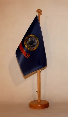 Produktbild von Tischflagge Idaho USA Bundesstaat US State 25x15 cm mit Holzständer