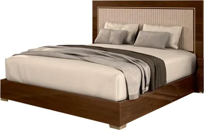 Produktbild von Doppelbett Eve mit Kopfteilpolsterung 200 x 200 cm