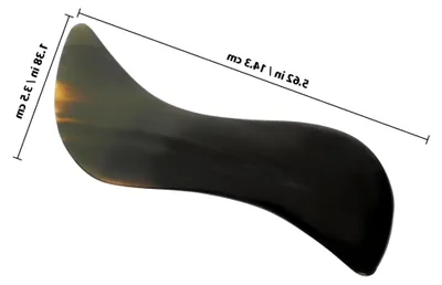 Produktbild von S-förmiges Schabbrett aus Rinderhorn 14 cm für Gesichtsmassagen
