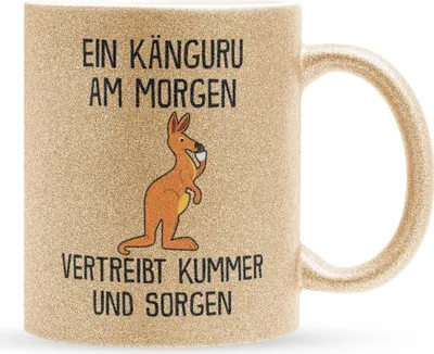 Produktbild von 22Feels Glitzertasse Gold Känguru Süßes Tier Spruchtasse Wichteln Geschenk Australien Work and Travel Arbeitskollege Büro Humor Secret Santa Witzig Kaffeetasse Männer Frauen Haferl Geburtstag Weihnachten Geschenkidee Bürotasse