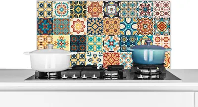 Produktbild von KitchenYeah®  Spritzschutz Küche - Küchenrückwand - Wandschutz für Herd und Spüle - Blumen - Vintage - Muster - Blau - Orange 90x45 - Alu-Dibond (Alternative zum Spritzschutz aus Glas) - Hitzebeständi