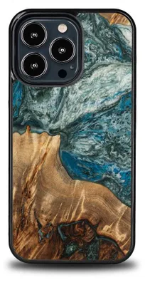Produktbild von Bewood Unique Case für iPhone 13 Pro - Planeten - Erde
