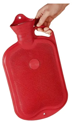 Produktbild von Wärmflasche "safe" mit Gummigriff, gegen Rückenschmerzen und Menstruationsbeschwerden, rot, 2l, 37 x 21 cm
