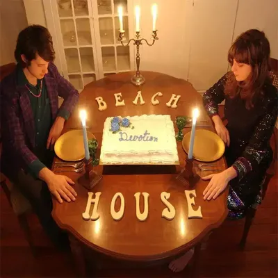 Zdjęcie produktu dla Beach House - Devotion (Reissue) (2 LP)