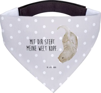 Produktbild von Mr. & Mrs. Panda Dreieckstuch Otter Kopfüber - Grau Pastell - Geschenk, Halstuch Hund, Verliebt, Liebe, Hunde Hals Tuch, Bandana, Hundehalstuch, Seeotter, Niedlich, für