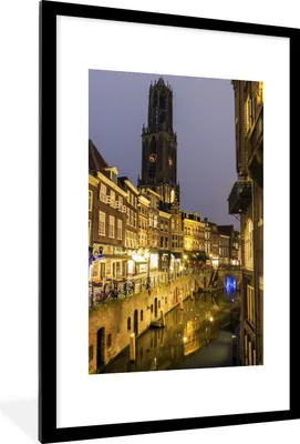 Produktbild von MuchoWow® Gerahmtes Poster Utrecht - Wasser - Licht 60x90 cm - Poster mit Schwarzem Bilderrahmen Wandposter Rahmen Foto Bilder - Dekoration - Wandposter Wohnzimmer - Hochwertig