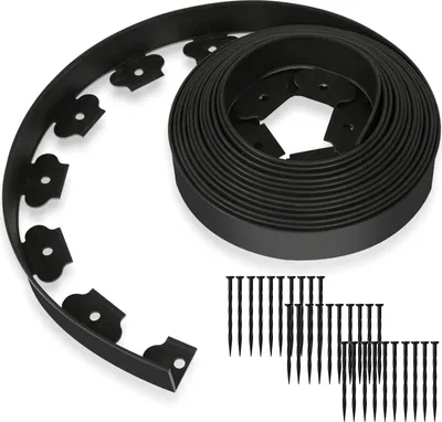 Immagine prodotto di Bordo per prato flessibile 10 m x 5 cm con 30 picchetti in plastica per l'ancoraggio Bordo per aiuole Bordure per aiuole Nero