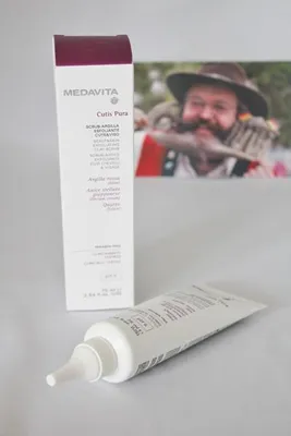 Produktbild von Medavita Cutis Pura Scalp & Skin Exfoliating Clay-Scrub 75 ml
