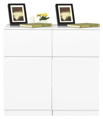 Image de Deux commodes blanches, chacune avec un tiroir et une porte, étagères réglables, meubles de rangement