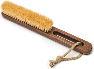 Produktbild von Steamery Kleiderbürste aus Eiche, Sisal und Baumwolle, 26 x 3,4 x 4,5 cm