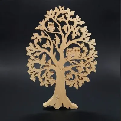 Produktbild von Holzbaum mit Eulen und Katze, Massivholz, Höhe 53 cm