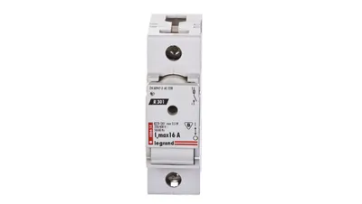 Image de Interrupteur à fusible 1P 16A D02 R301 MAX /sans cartouches/ 606614