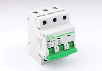 Immagine prodotto di Interruttore miniaturizzato C32A 3 poli 6kA Interruttore LS GACIA 9865
