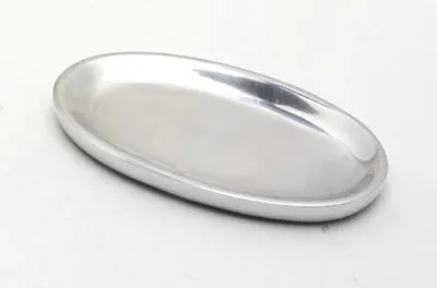 Produktbild von Kerzenteller oval 12 x 6 cm Aluminium Silber poliert für Ovalkerzen, Ellipsen, Hochzeitskerzen, Taufkerzen