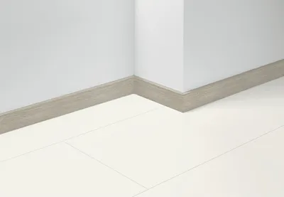 Produktbild von Sockelleiste SL18 Eiche D091 2200 x 70 x 16,5 mm