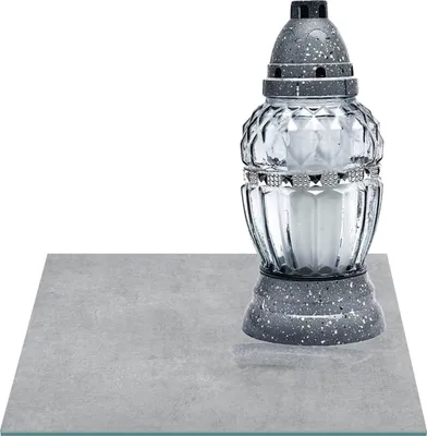 Zdjęcie produktu dla SZKLANA PODSTAWKA POD ZNICZE Z DEDYKACJĄ 25x25cm Beton 130e