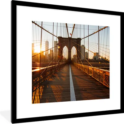 Produktbild von MuchoWow® Gerahmtes Poster Brooklyn Bridge in New York bei Sonnenuntergang 40x40 cm - Poster mit Schwarzem Bilderrahmen Wandposter Rahmen Foto Bilder - Poster - Plakat im Rahmen