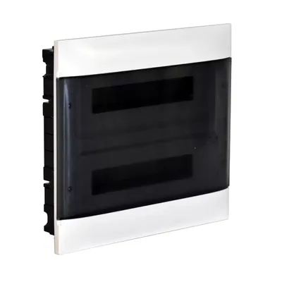 Produktbild von 24-Modul-Panel + Legrand Rauchtürleiste