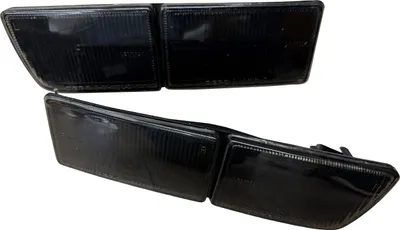 Produktbild von LINKS + RECHTS Lange Blende Doppelblende für Frontblinker Schwarz Smoke für VW
