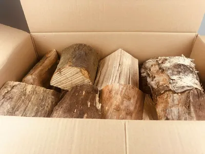 Produktbild von Brennholz Kaminholz Grillholz 25 kg Restholz Buche Birke Lagerfeuer trocken