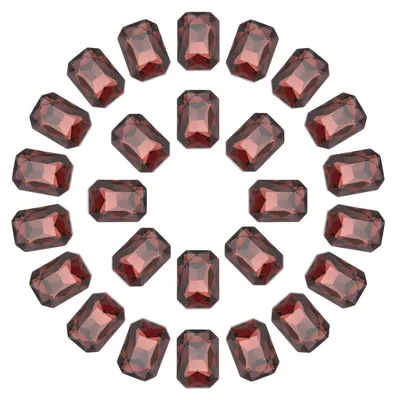 Produktbild von Achteckige Strasssteine - 50 Stück - Zum Aufkleben und Verzieren - 10x14 mm - Weinrot